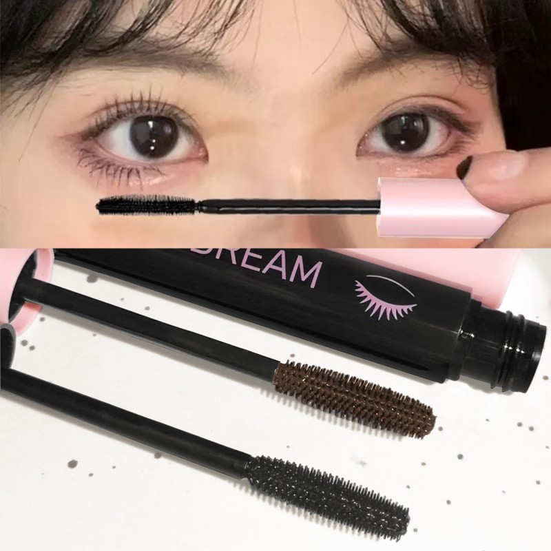 Mascara for Wide Eye Effect